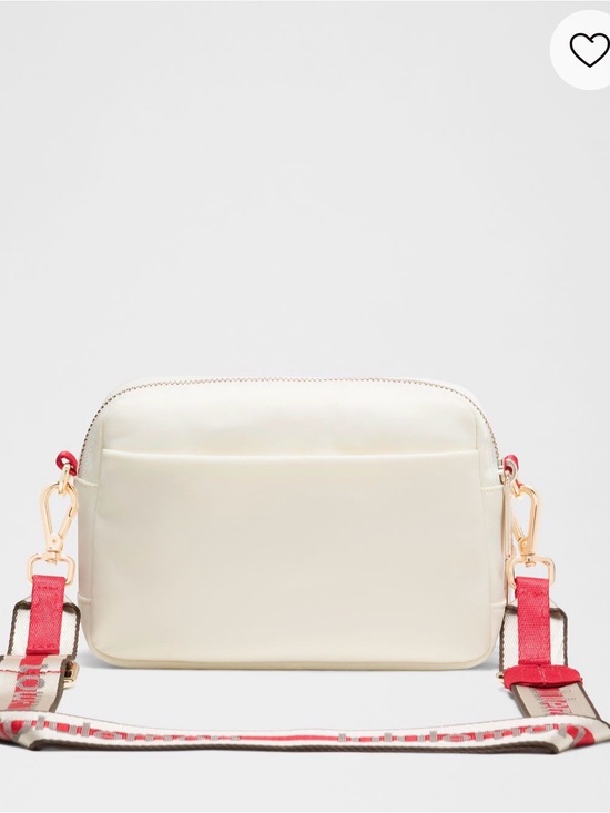 lululemon 2l crossbody bag Everywhere Metal Hardware in Rockwood/Gunmetal W 19.5Cm X D 8Cm X H 13.5 Cm (7.7 X 3.1 X 5.3) Crossbody Camera Bag 2L *Logo